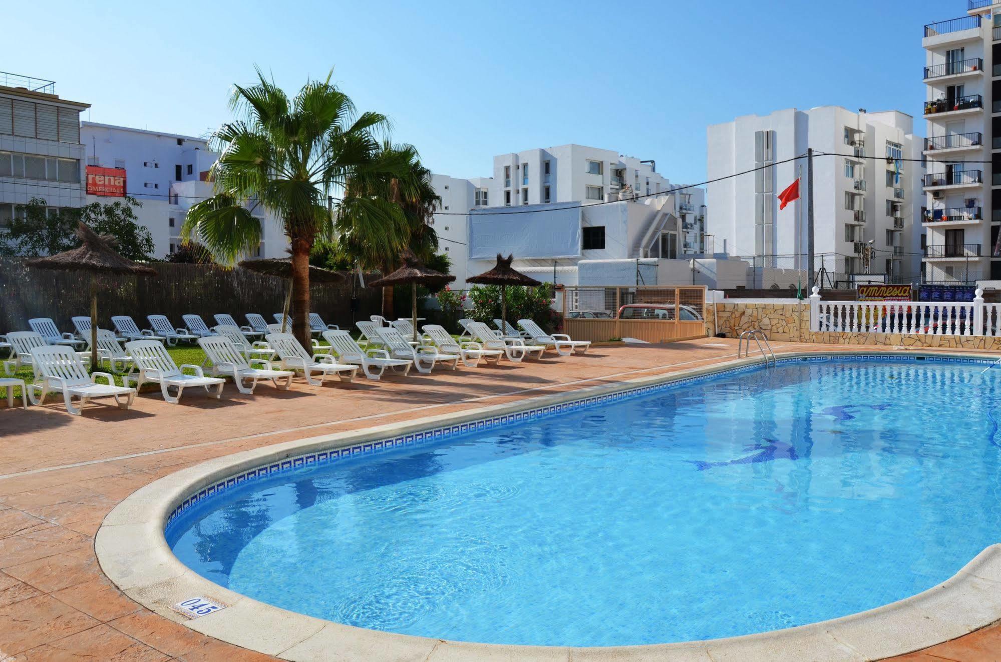 Hotel Apartamentos Vibra Central City - Adults Only Sant Antoni de Portmany Zewnętrze zdjęcie