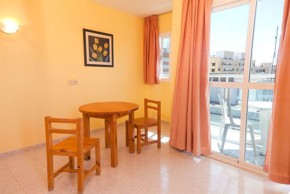 Hotel Apartamentos Vibra Central City - Adults Only Sant Antoni de Portmany Zewnętrze zdjęcie
